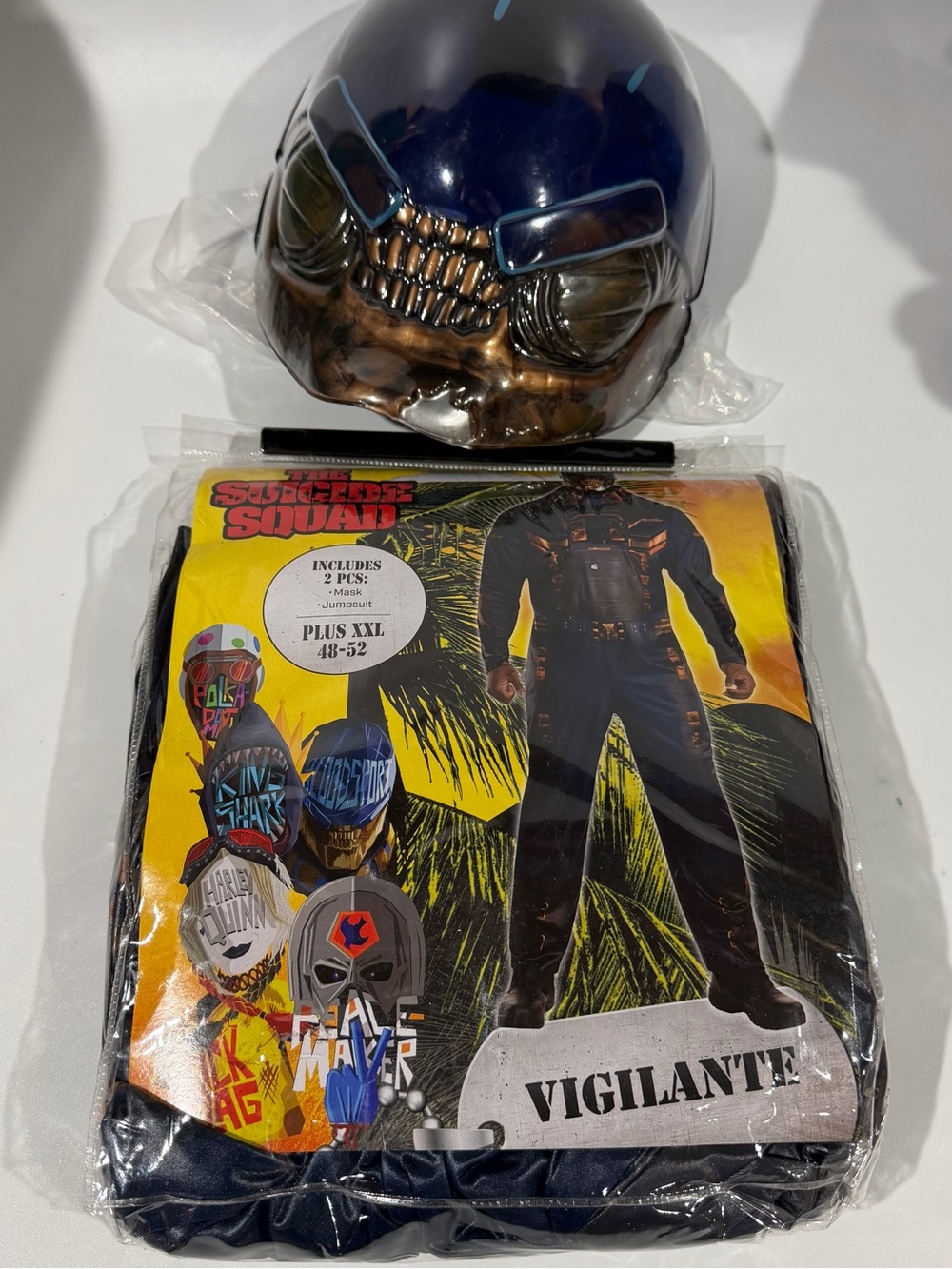 DC The Suicide Squad VIGILANTE Mask & Jumpsuit Adult XXL (Sz 48 - 52) Costume